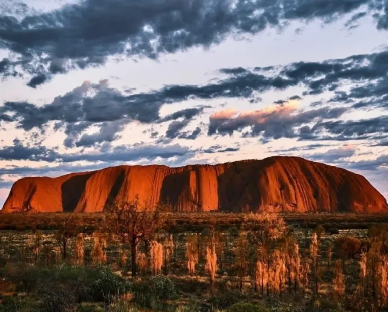 How to Capture the Best Sunrise and Sunset Photos at Uluru